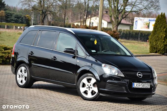 Opel Zafira 2.0 T Sport - 3