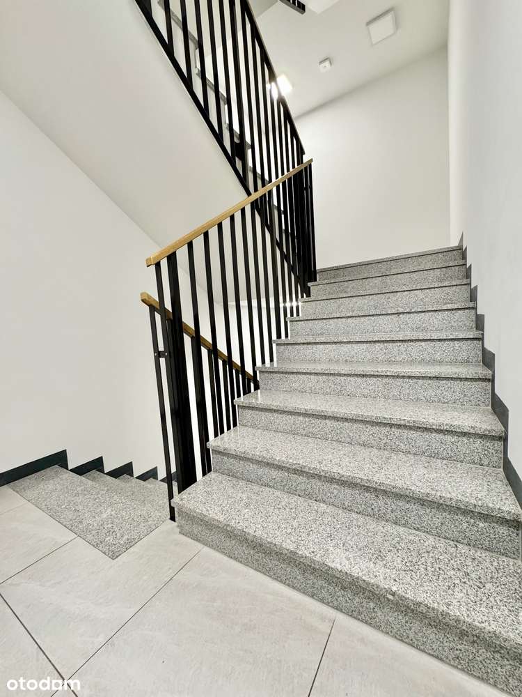 Gotowe do wprowadzenia 2 wygodne pokoje tuż przy Parku i Metro Stadion-8