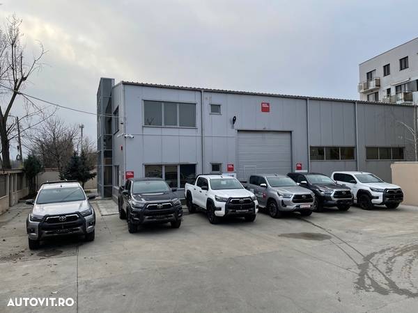 Toyota Hilux 2.8D 204CP 4x4 Double Cab AT - 38