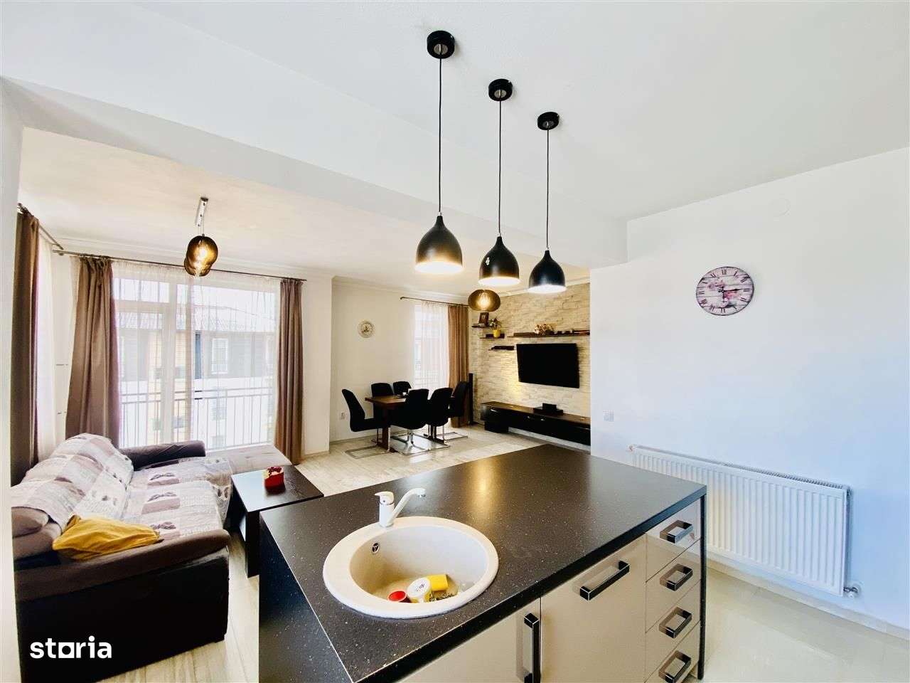 Ap. cu 3 camere, 2 bai, 2 balcoane, 2 locuri de parcare, Selimbar - Imagine principală: 3/12