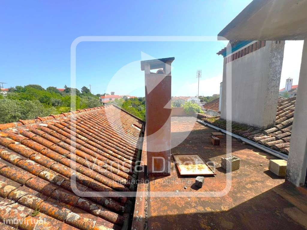 Moradia T7 com 4 pisos e garagem em Mouriscas - Abrantes.-50