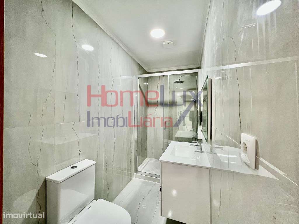 Moradia T4+1 em São Roque-12