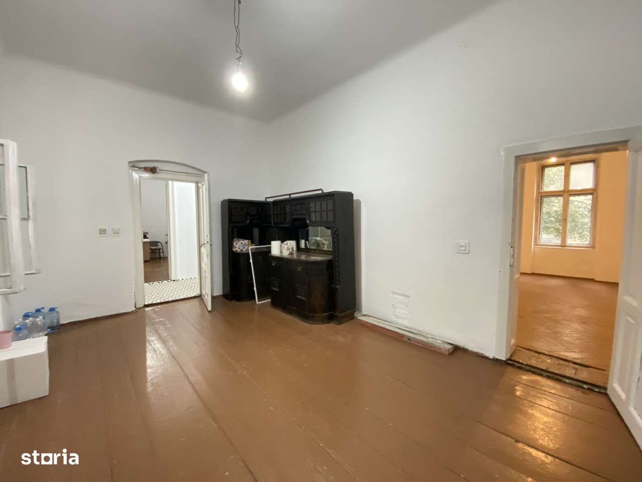 Caldire Istorica, 5 Camere, Etaj 1, Piata Roamnilor, Traian, Comision - Imagine principală: 5/14