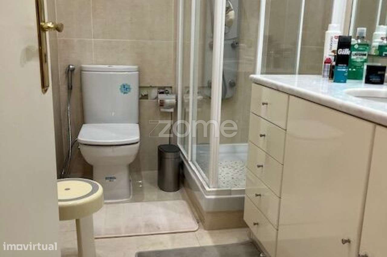 Apartamento T3 junto ao Casino do Estoril-13