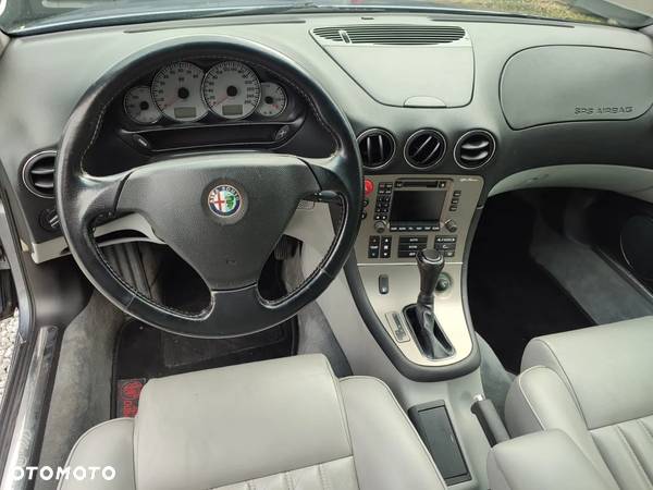 Alfa Romeo 166 3.0 V6 24v Sportronic - 19