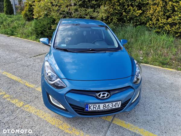 Hyundai I30 1.6 CRDi Comfort EU5 - 25