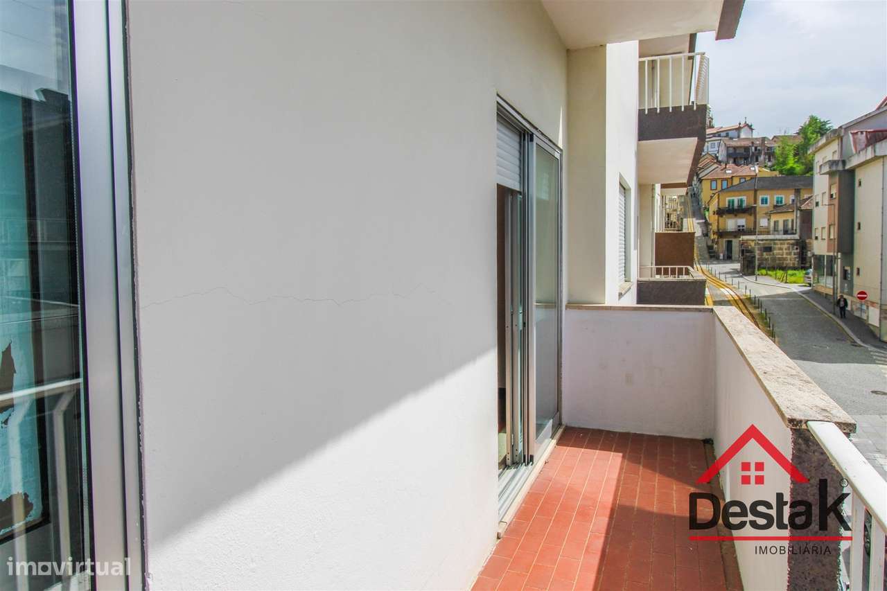 Apartamento T3  junto ao Fórum Viseu-12