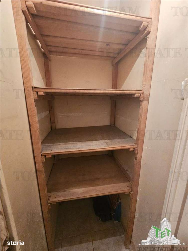 Apartament 3 camere centrala proprie Pajurametrou Jiului-9