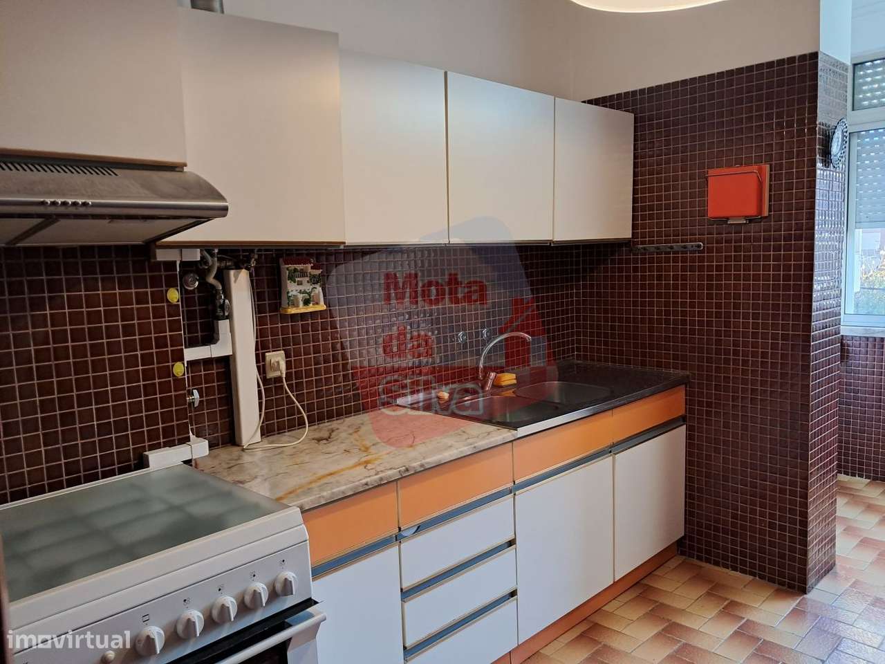 Excelente Apartamento T3, no Laranjeiro- Almada - Grande imagem: 4/20