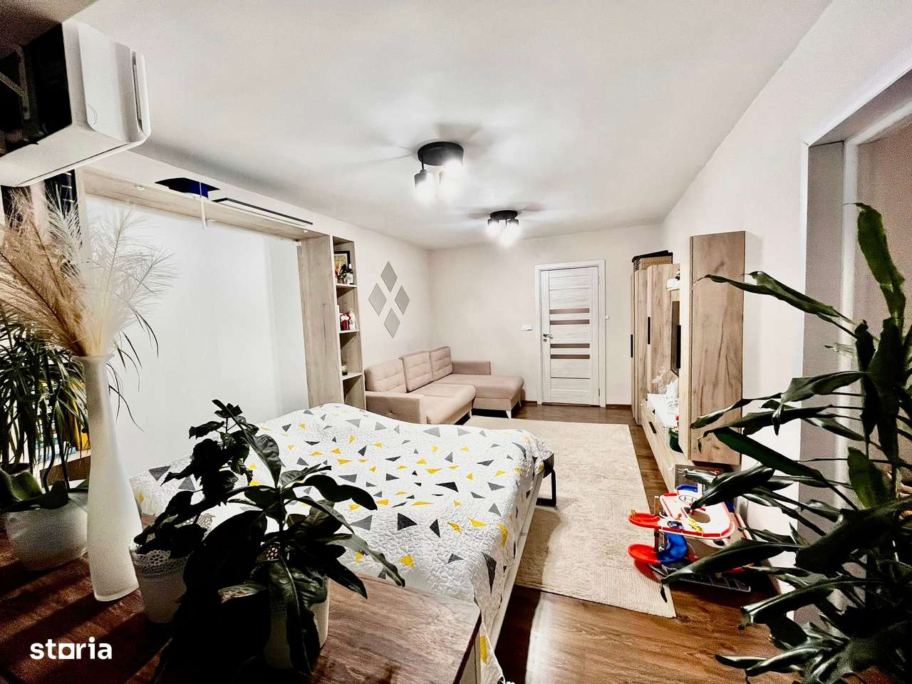 De vanzare apartament 2 camere Str. Gheorghe Doja-3