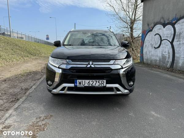 Mitsubishi Outlander 2.4 4WD Plug-In Hybrid - 13