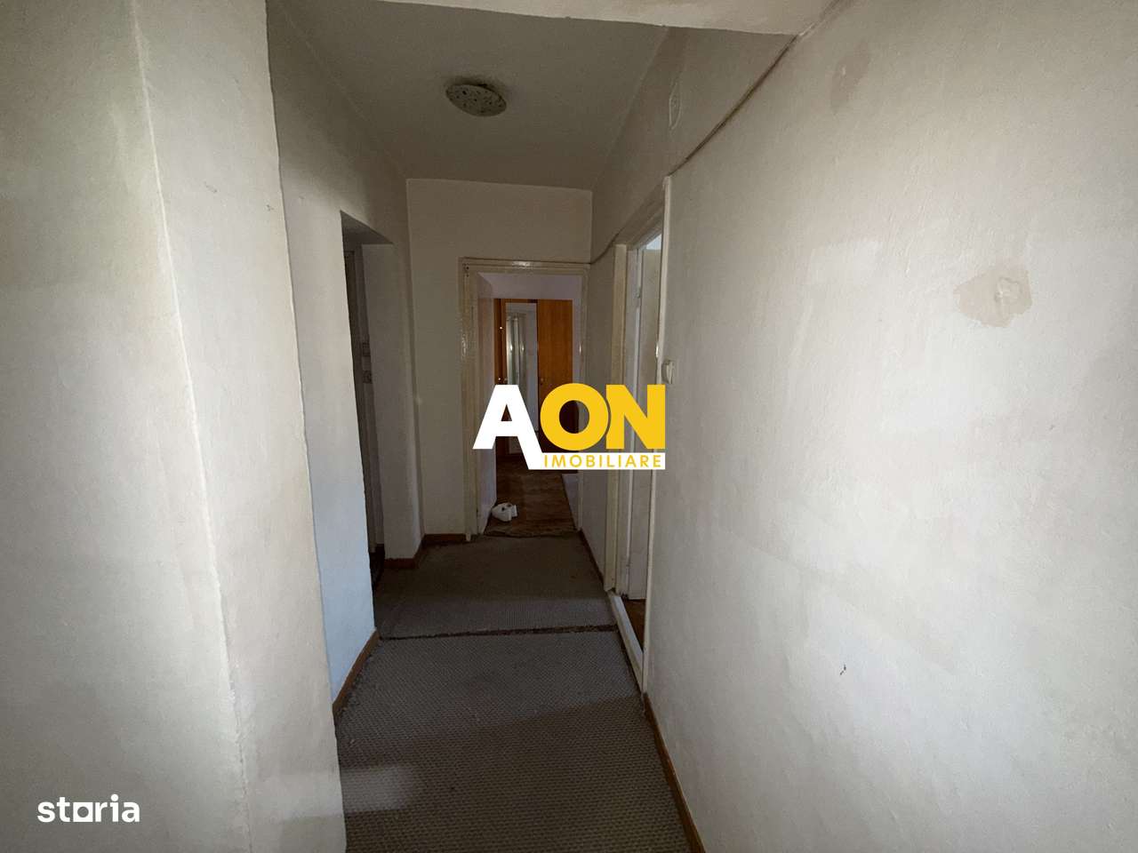 De vanzare apartament 3 camere, etaj 1, Cetate-4