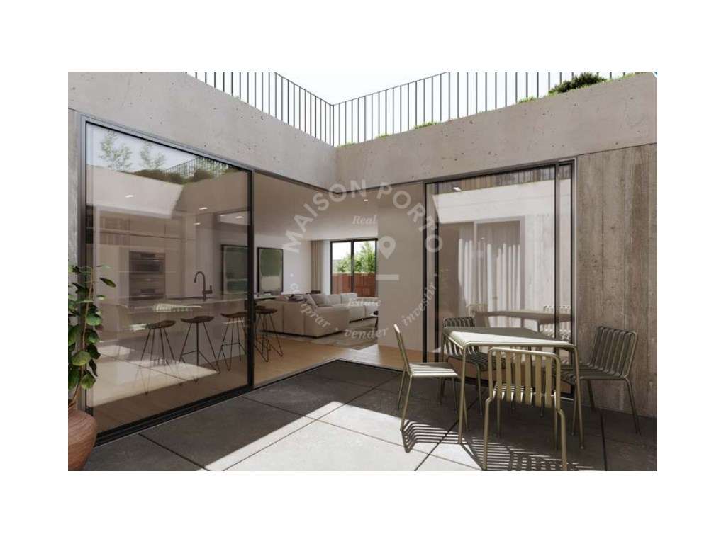 Apartamento T3 com Suite e Lugar de Estacionamento em Paranhos, Porto - Grande imagem: 3/16