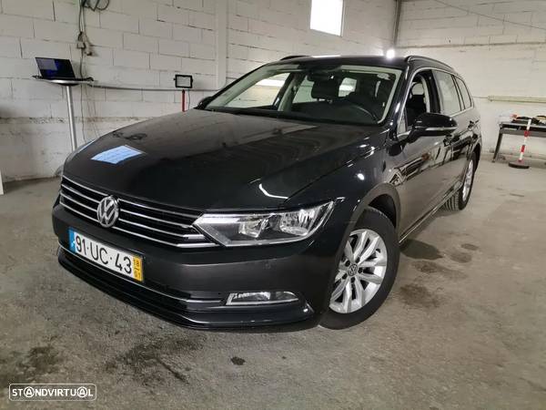 VW Passat Variant 2.0 TDi Confortline DSG - 1