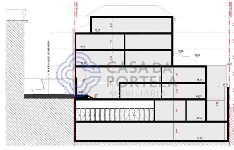 Terreno urbano com PIP para prédio habitacional e comércio na zona pre - Grande imagem: 3/3