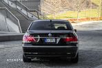 BMW Seria 7 750i - 5