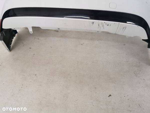 Zderzak tył Toyota Corolla E21 kombi - 2