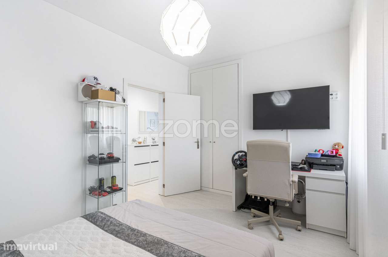Apartamento T3 com Suíte em São Vítor, Braga-13
