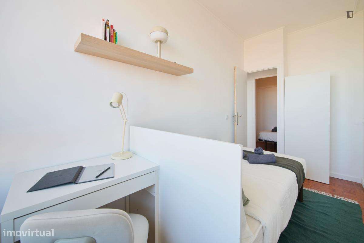 Quarto - localizado em Picoas Lisbon - Grande imagem: 5/60