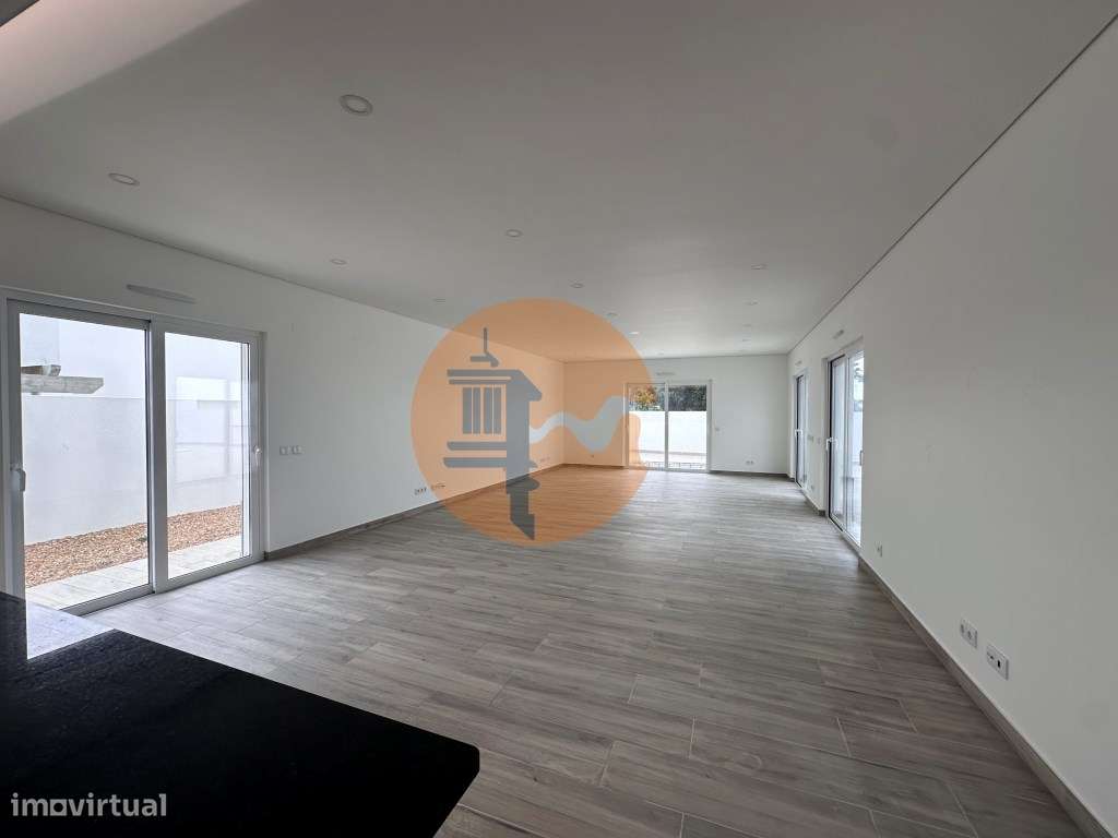 Moradia Isolda com 4 suites Altura - Grande imagem: 2/60