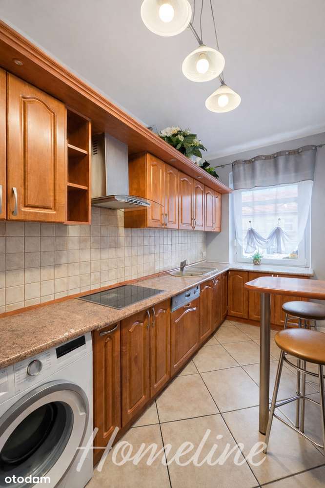 Kamienica z balkonem po rewitalizacji /3 pokoje-5