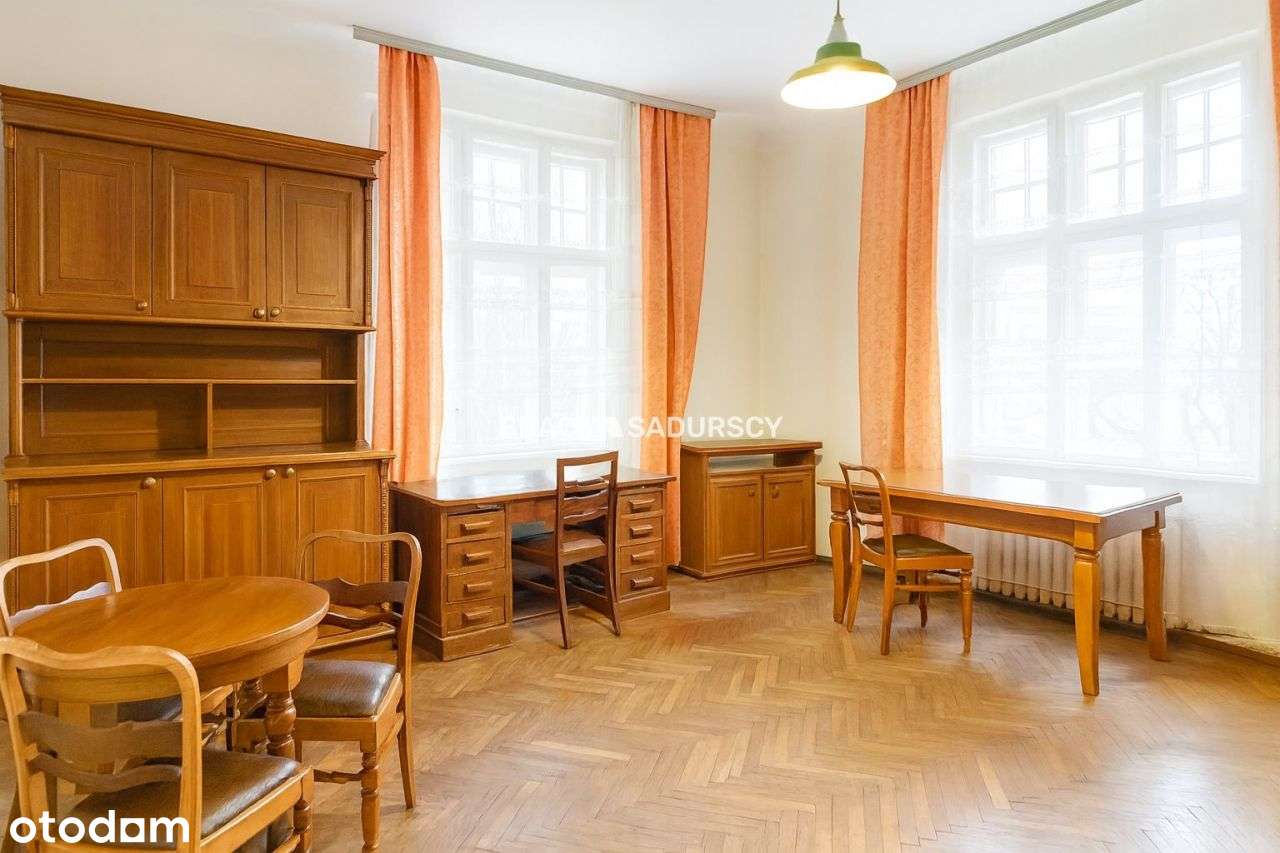 Klimatyczne mieszkanie 80m2 przy Wawelu-0