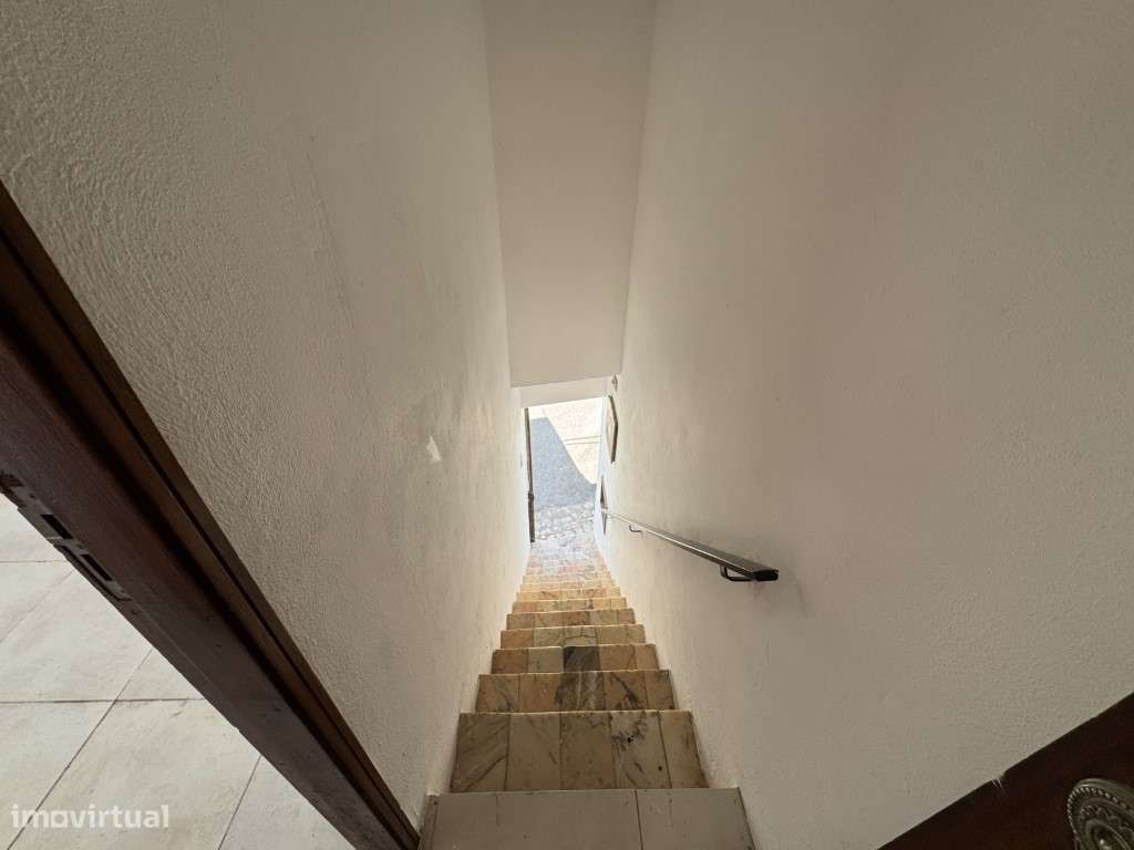 Moradia em banda à venda na Rua da Capelinha-26