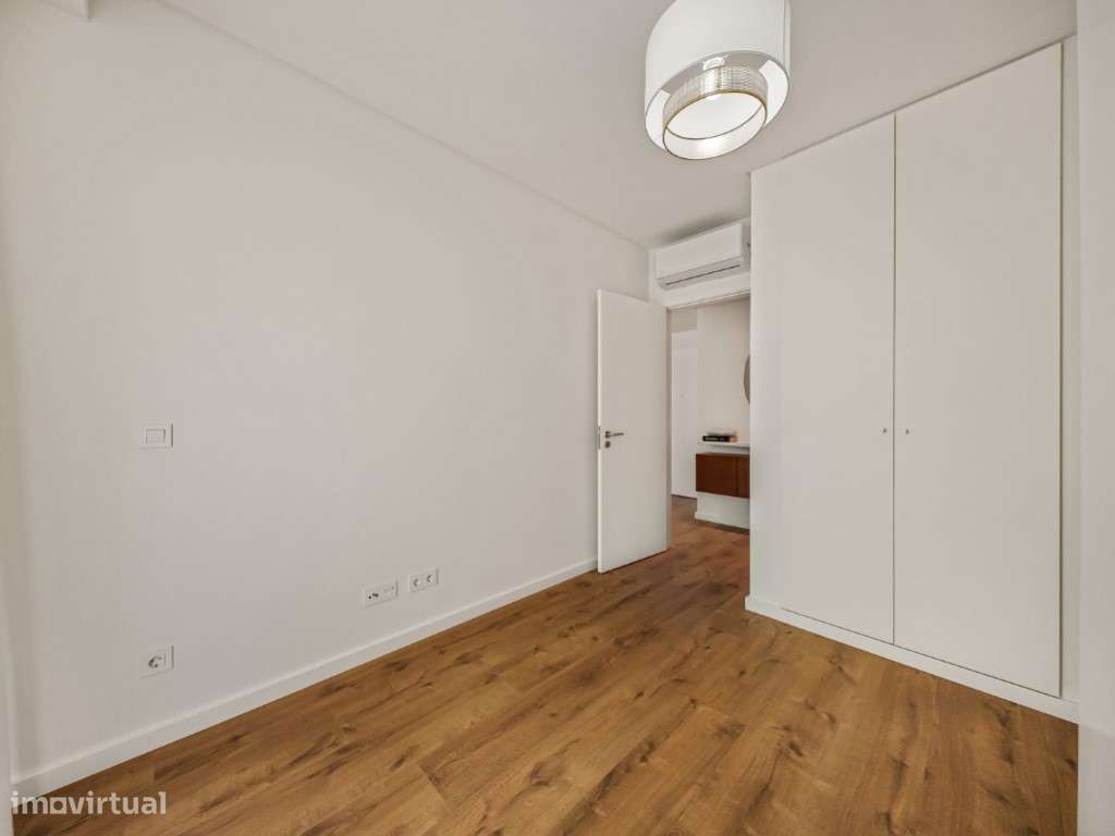 Apartamento T2 em Condomínio Privado com Piscina e Ginásio - Colina...-12