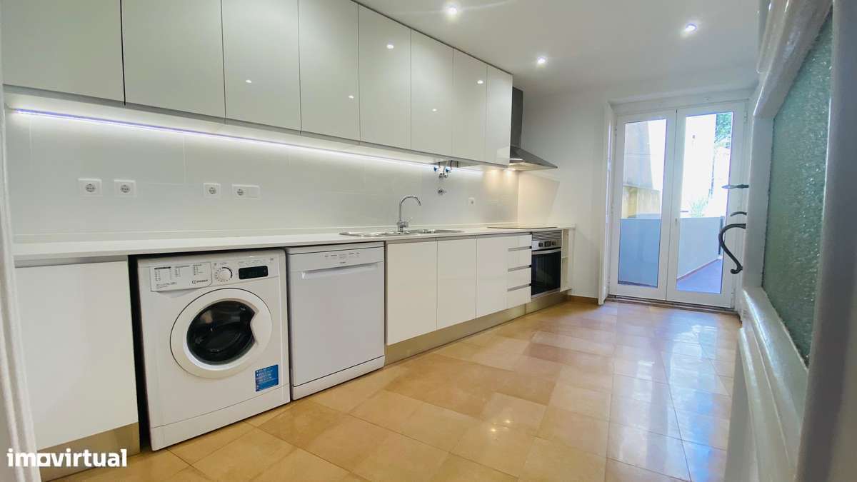 T2 Remodelado com Pátio | Muita Luz | Lapa – Entrada Imediata - Grande imagem: 4/13