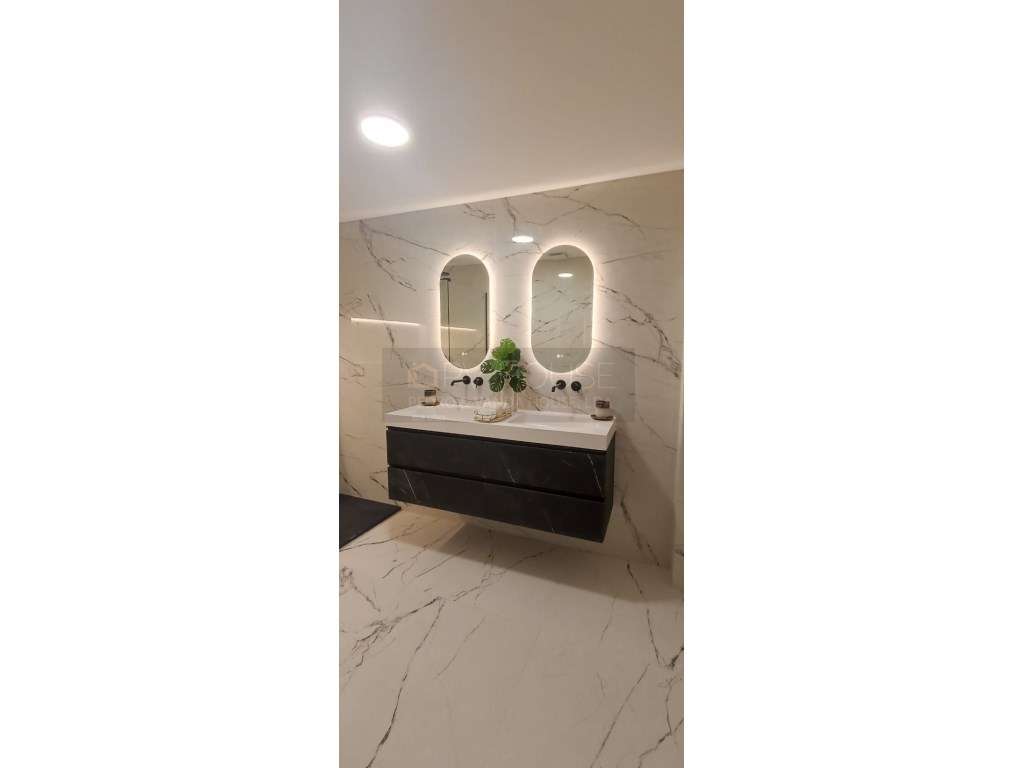 Apartamento T2 São domingos de Benfica Rua Antonio Nobre nº24 1º andar-4