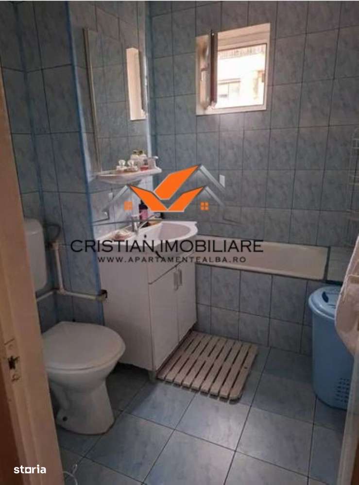 Apartament 3 camere decomandat, etaj 3, Cetate-Mercur!-4