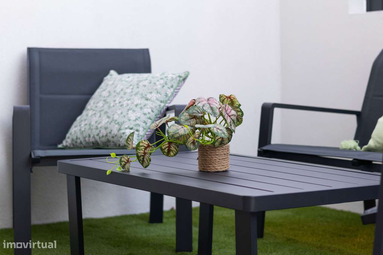 Moradia T4 com Piscina em Fernão Ferro –Totalmente Mobilada e Equipada - Grande imagem: 5/33