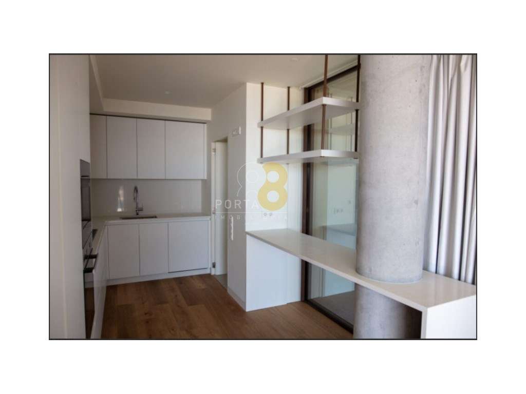 Apartamento T2 com vistas de rio e mar inalteráveis-16