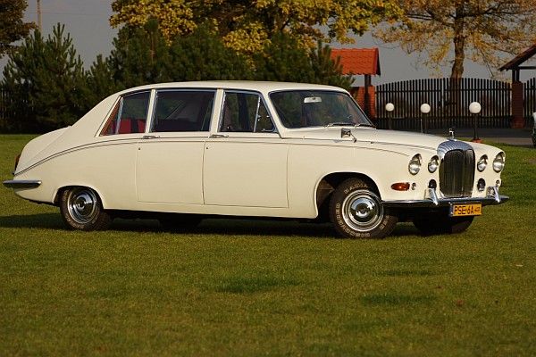 Daimler ds420 limousine 1971 – wyjątkowy egzemplarz z historią 1971
