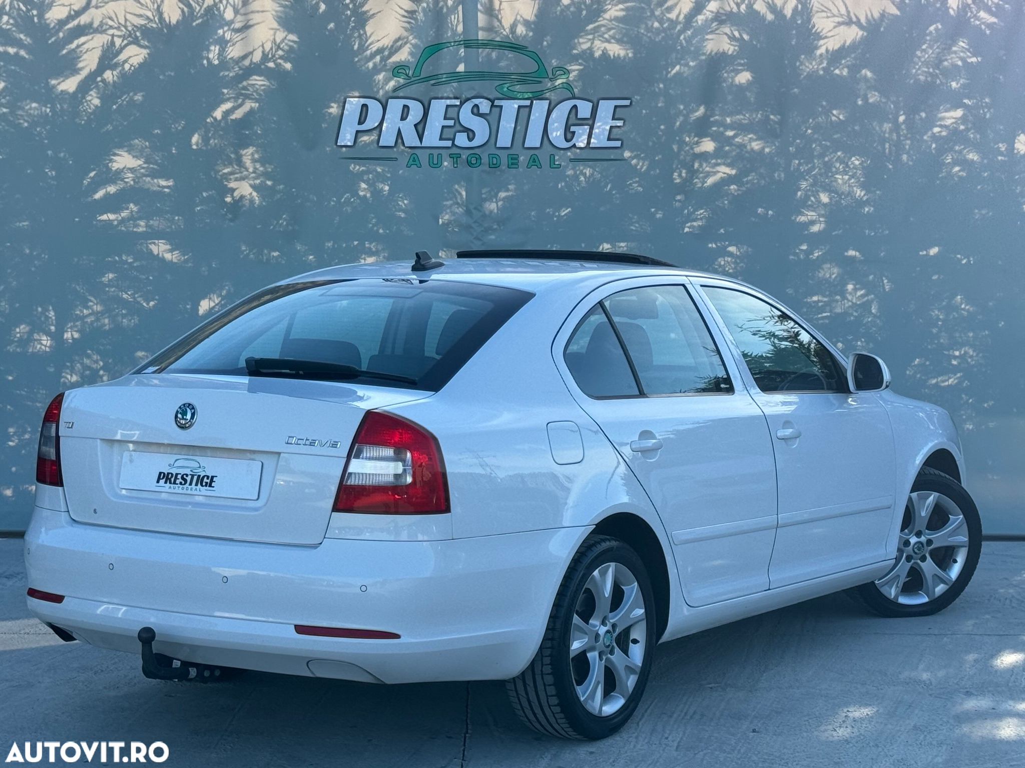 Skoda Octavia 2.0 TDI DPF DSG Elegance - 5