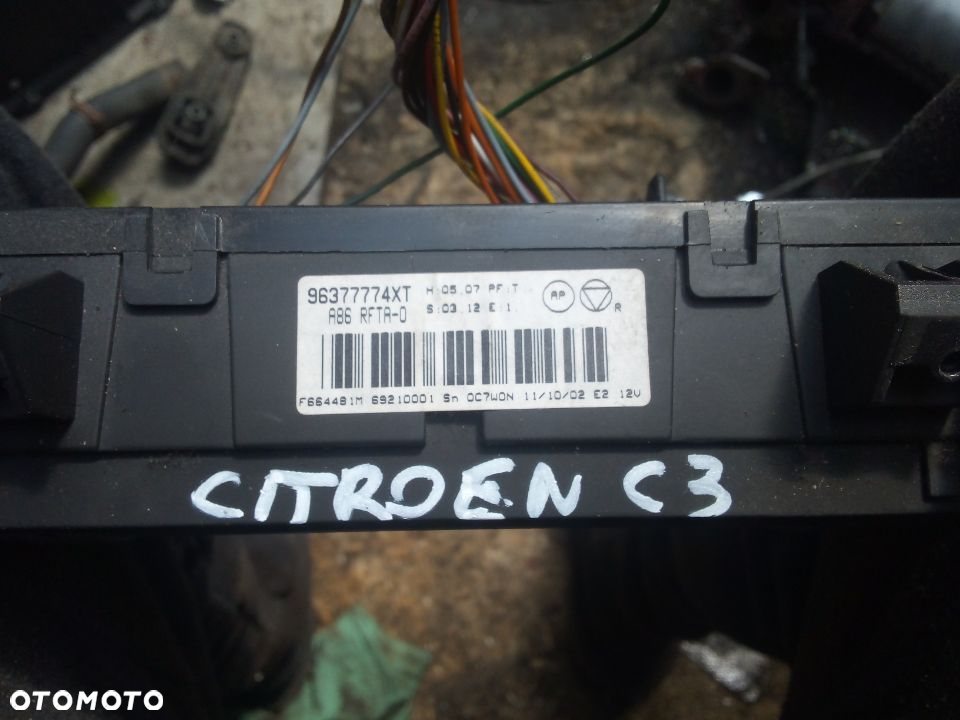 Citroen C3 Panel klimatyzacji 96377774XT - 2