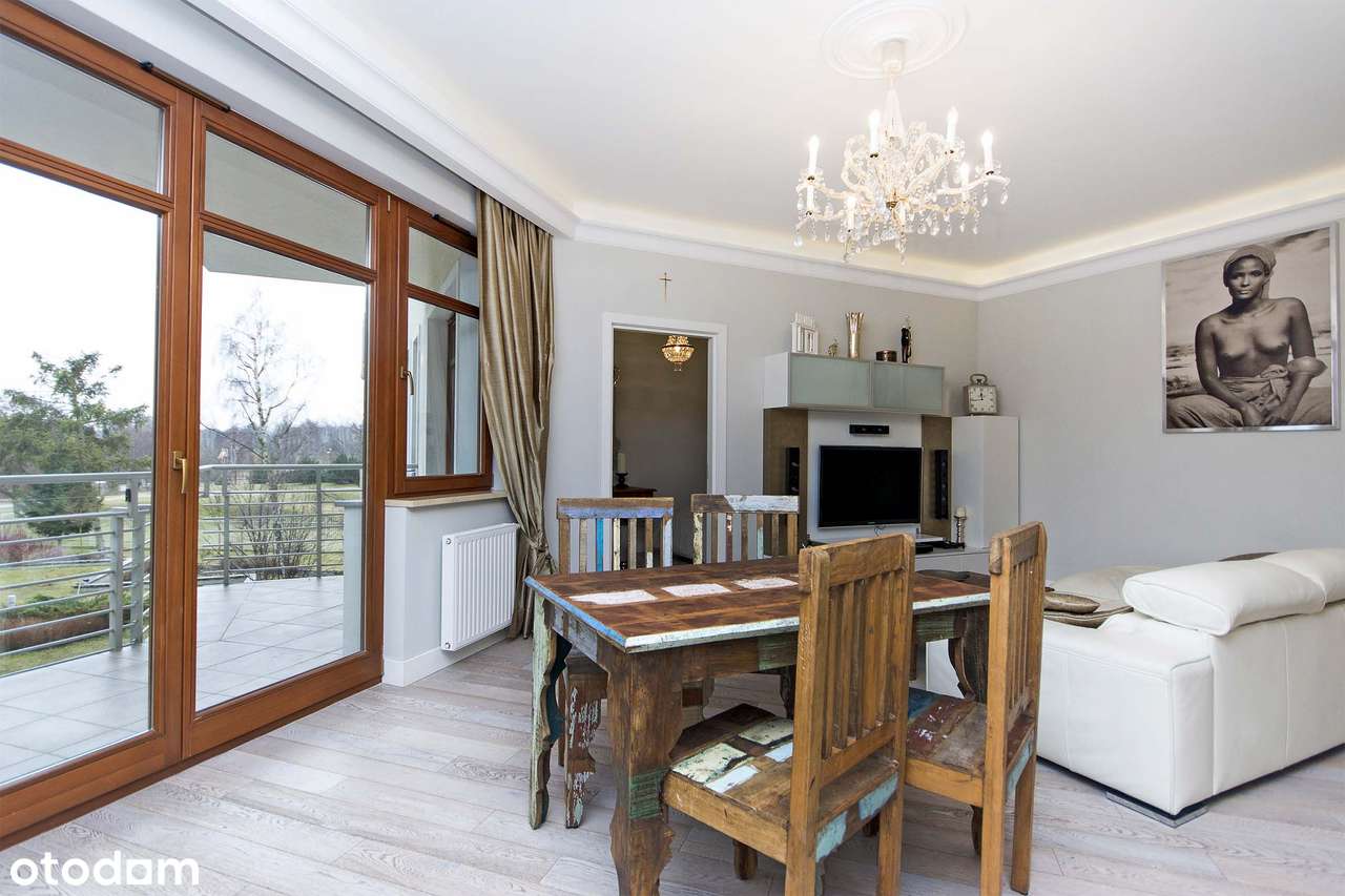 Widok na park. Pierwsza linia. Neptun Pak.-5