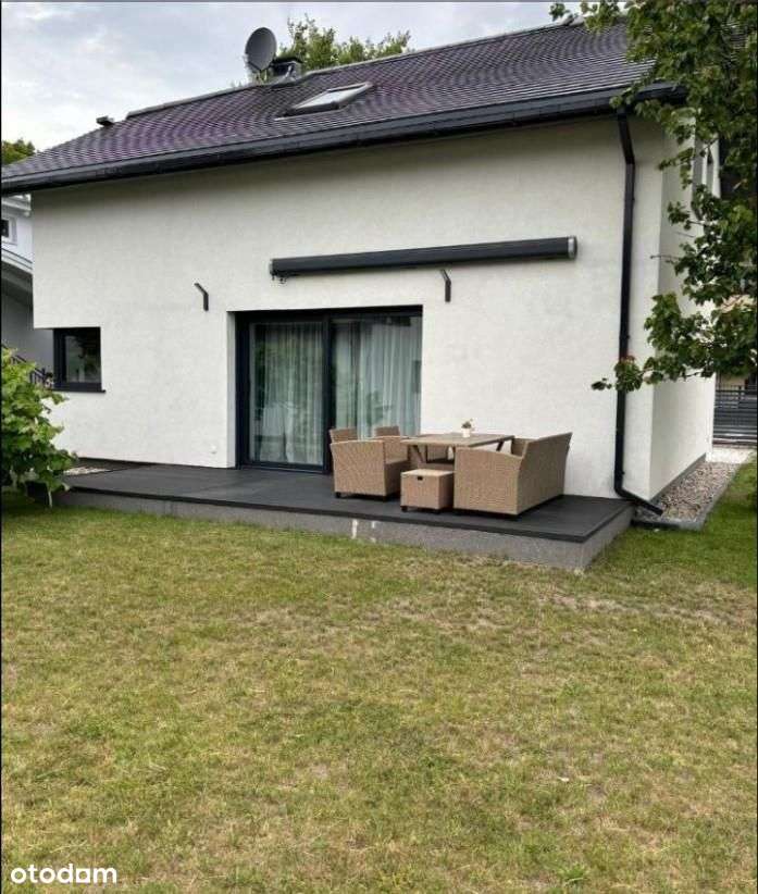 Urokliwy, nowoczesny dom 135 m2 na działce 650 m2-14