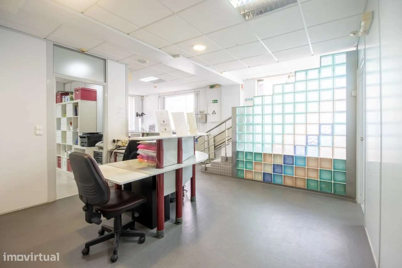 Espaço comercial centro Cruz de Pau - Grande imagem: 1/16