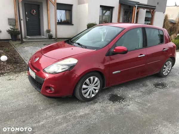 Renault Clio - 2