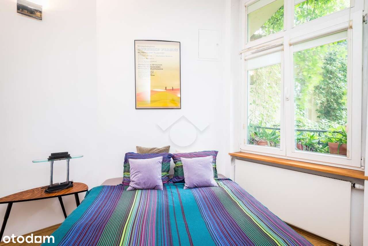 Gotowa kawalerka w sercu Krakowa!-1