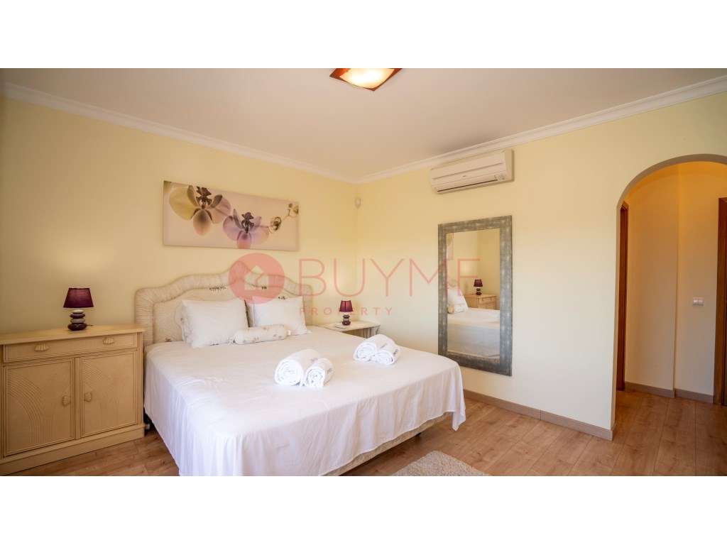 Moradia Duplex T3+1 em Condomínio Privado em Vilamoura-11