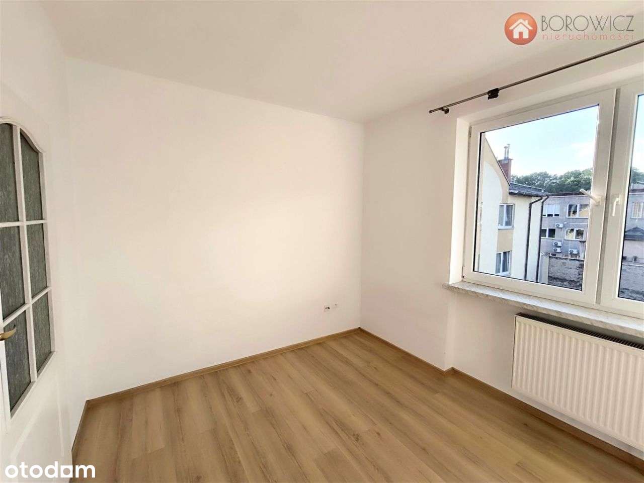 Bielsko-Biala, centrum - duże 2 pokoje-13