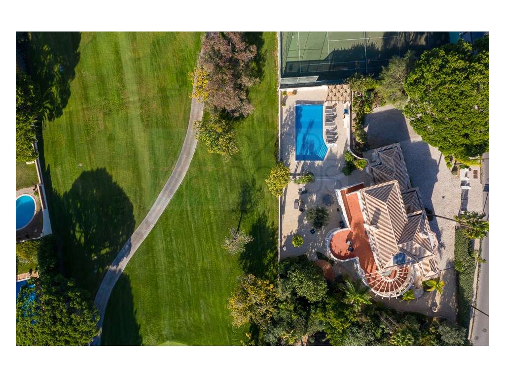 Moradia V4 inserida no campo de Golfe, Vale de Lobo, Algarve-57