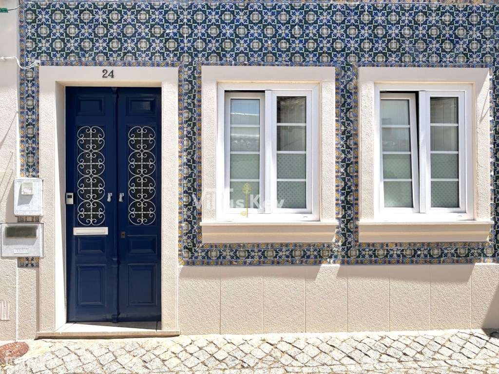 Vivenda no centro histórico de Lagos com terraço e vista mar - Grande imagem: 4/48