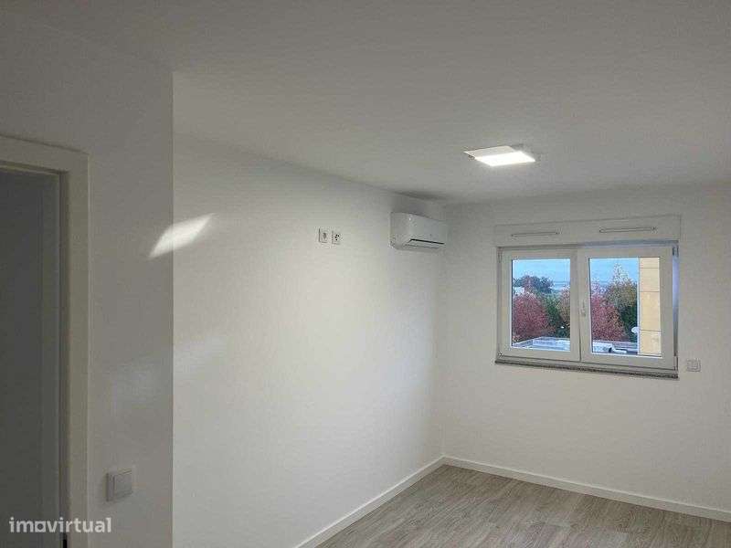 Aluga-se Apartamento T2 NOVO em Aradas - Aveiro - Grande imagem: 4/12