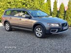 Volvo XC 70 D5 AWD Momentum - 6