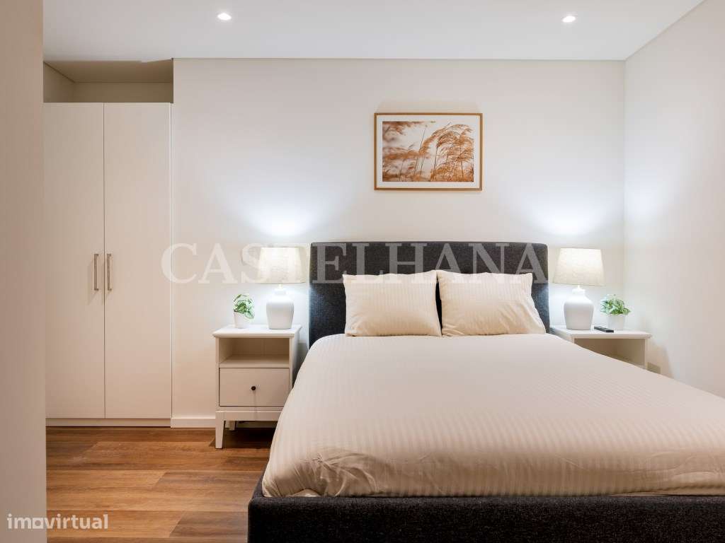 Apartamento T1+1 com varanda na zona histórica do Porto - Grande imagem: 5/60