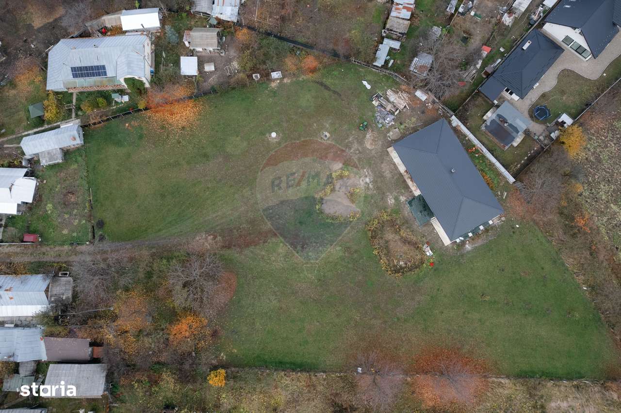 Casă / Vilă cu 5 camere de vânzare-15