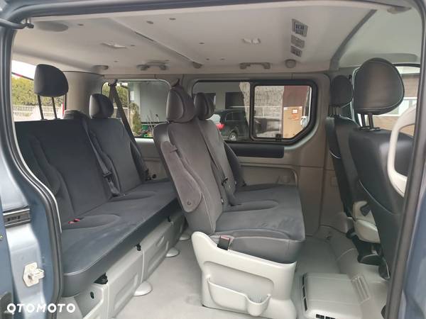 Renault Trafic - 25